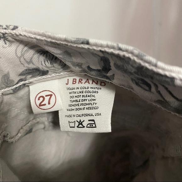 J Brand Cropped Floral Skinny Jeans - Picture 8 of 8